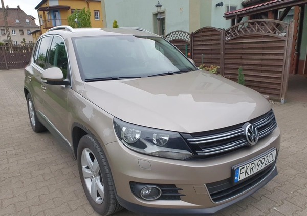 Volkswagen Tiguan cena 51990 przebieg: 210000, rok produkcji 2015 z Gubin małe 742